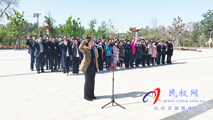 郑州大学处级干部“学五中全会精神 建世界一流大学”专题培训班（第四期）到民开展现场观摩