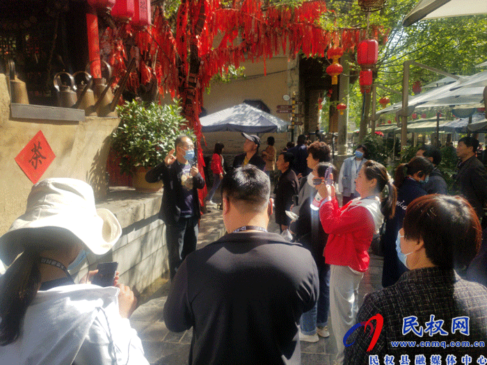 双塔镇组织村民考察团到陕西省袁家村参观考察 双塔镇组织村民考察团到陕西省袁家村参观考察