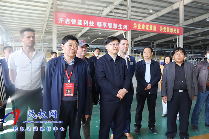 第十二届国际葡萄与葡萄酒学术研讨会暨黄河故道葡萄酒产区高质量发展论坛与会人员莅民参观 第十二届国际葡萄与葡萄酒学术研讨会暨黄河故道葡萄酒产区高质量发展论坛与会人员莅民参观
