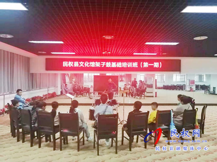 【我为群众办实事】县文化广电旅游局举办百姓公益课堂开展“学党史 我为群众办实事”活动 【我为群众办实事】县文化广电旅游局举办百姓公益课堂开展“学党史 我为群众办实事”活动