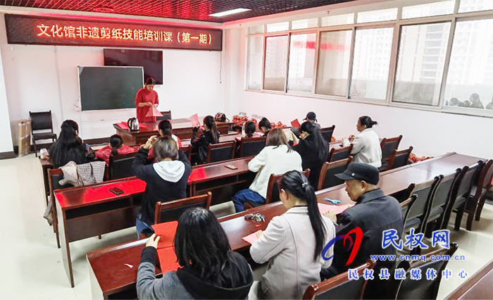 【我为群众办实事】县文化广电旅游局举办百姓公益课堂开展“学党史 我为群众办实事”活动 【我为群众办实事】县文化广电旅游局举办百姓公益课堂开展“学党史 我为群众办实事”活动