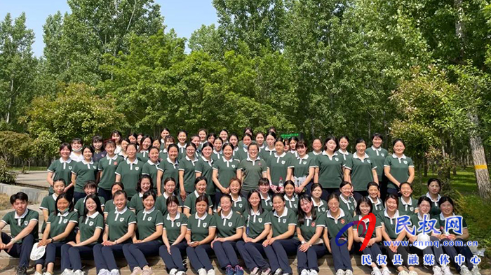 民东新区实验幼儿园徒步活动——爱在初夏 一路同行 民东新区实验幼儿园徒步活动——爱在初夏 一路同行