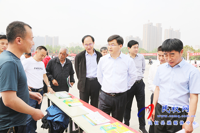 我县举办5·12全国防灾减灾日宣传活动 我县举办5·12全国防灾减灾日宣传活动