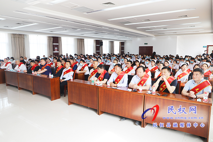 民权县庆祝第110个国际护士节表彰大会暨文艺汇演举行 民权县庆祝第110个国际护士节表彰大会暨文艺汇演举行