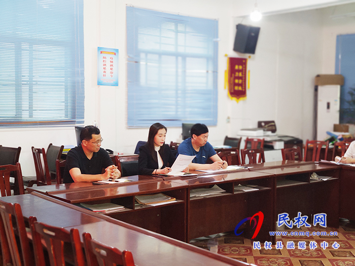 副县长朱琳到新冠疫情防控指挥部督导检查疫情防控工作 副县长朱琳到新冠疫情防控指挥部督导检查疫情防控工作