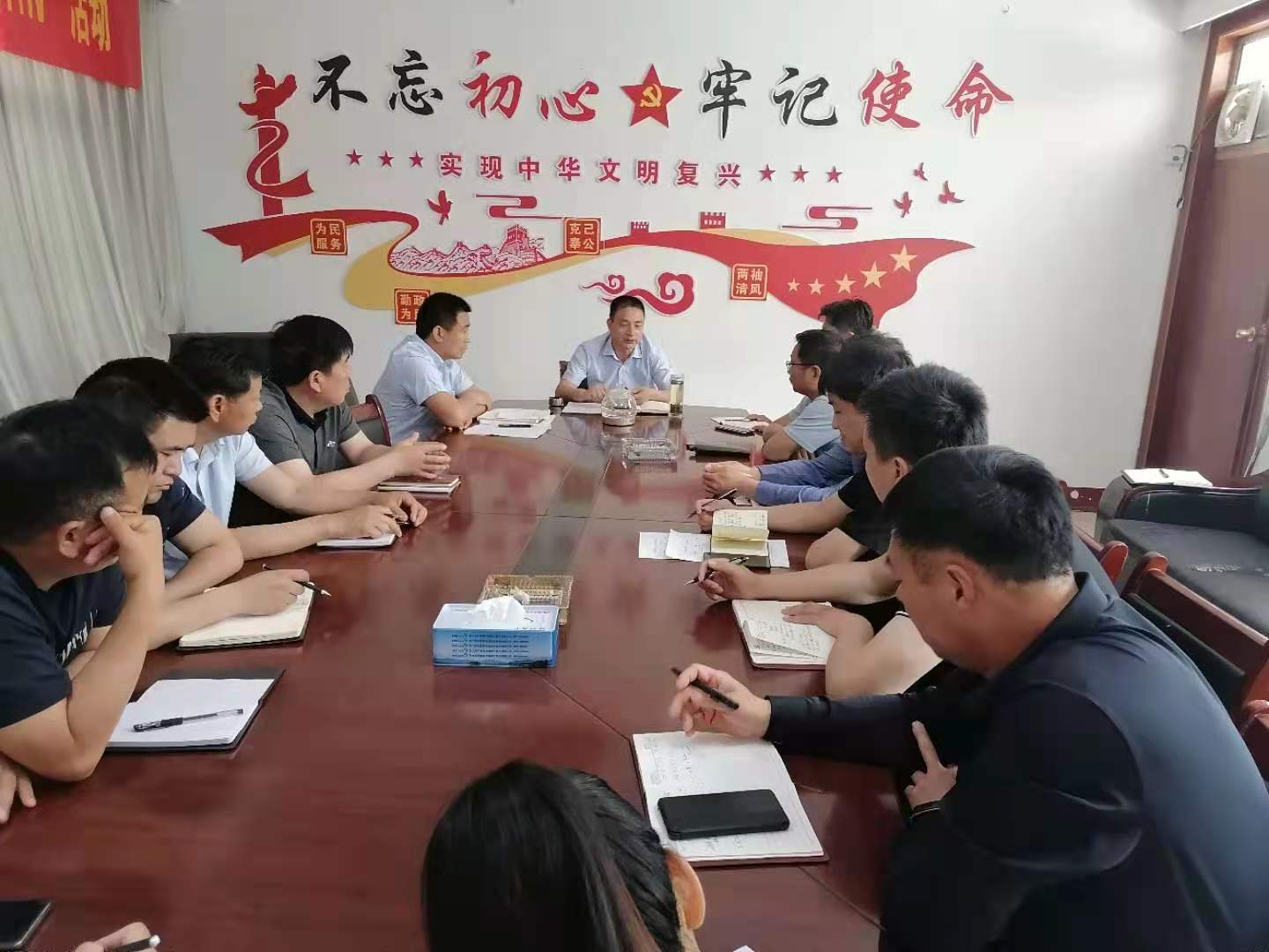 北关镇传达建党百年信访维稳部署会和打击电信犯罪专题会会议精神 北关镇传达建党百年信访维稳部署会和打击电信犯罪专题会会议精神