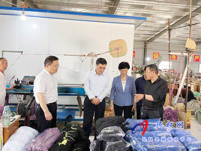 市人大副主任王琦到我县程庄镇江集村开展“三五”基层工作日活动 市人大副主任王琦到我县程庄镇江集村开展“三五”基层工作日活动