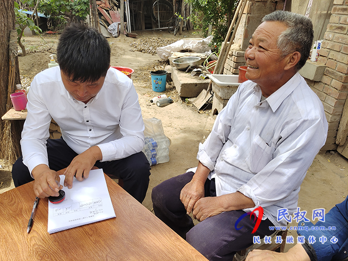 民权:订单作业到手 农户麦收不愁 民权:订单作业到手 农户麦收不愁