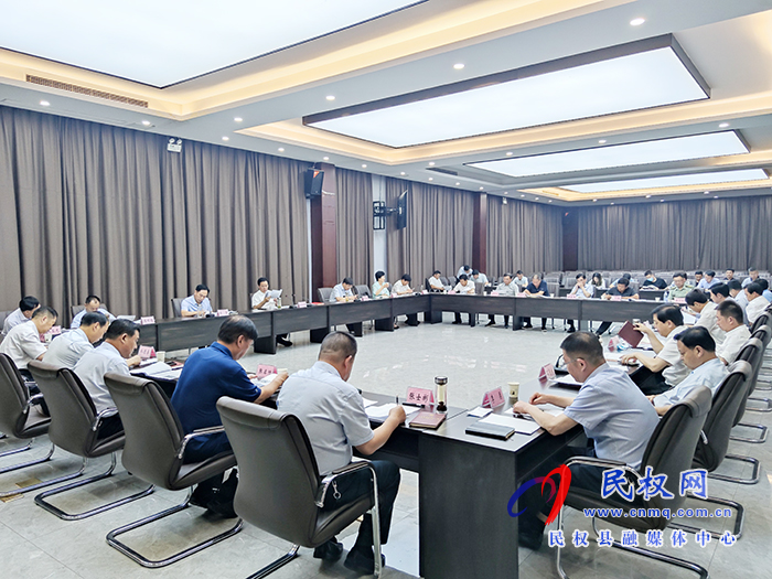 市人大常委副主任、县委书记姬脉常主持召开县委理论学习中心组会议 市人大常委副主任、县委书记姬脉常主持召开县委理论学习中心组会议