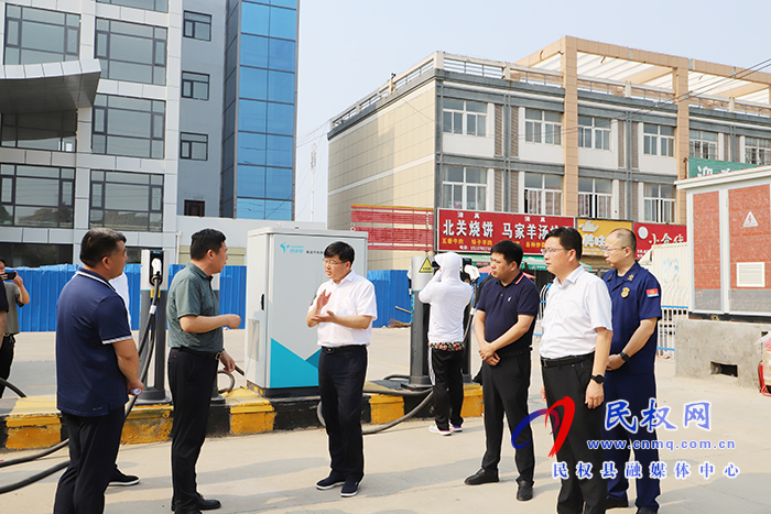 县委副书记、县长张团结察看安全生产工作 县委副书记、县长张团结察看安全生产工作