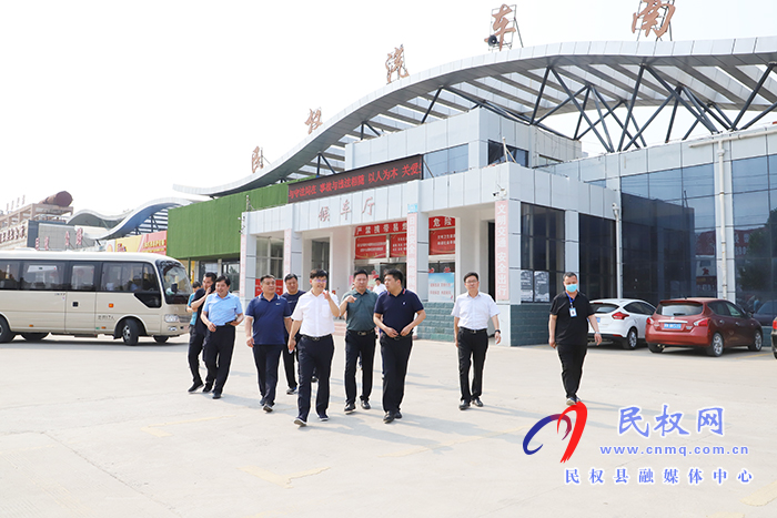 县委副书记、县长张团结察看安全生产工作 县委副书记、县长张团结察看安全生产工作