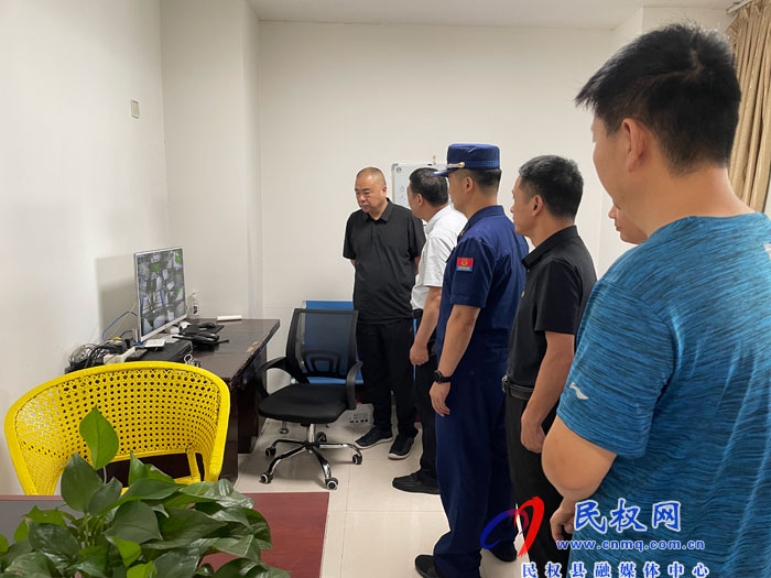 文化广电旅游局党组书记、局长王伟到人民艺术中心检查安全生产工作 文化广电旅游局党组书记、局长王伟到人民艺术中心检查安全生产工作