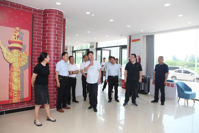 省民政厅二级巡视员李本谦一行到民调研指导民政工作 省民政厅二级巡视员李本谦一行到民调研指导民政工作