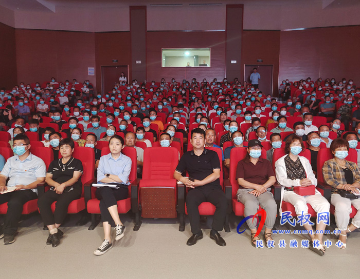 双塔镇:安全生产知识培训会召开 双塔镇:安全生产知识培训会召开