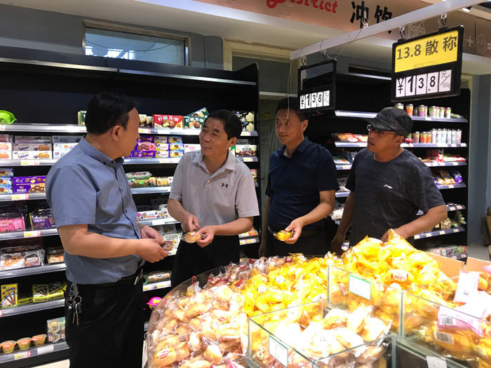 县委常委、组织部长何玉明到褚庙乡督导 安全生产工作 县委常委、组织部长何玉明到褚庙乡督导 安全生产工作