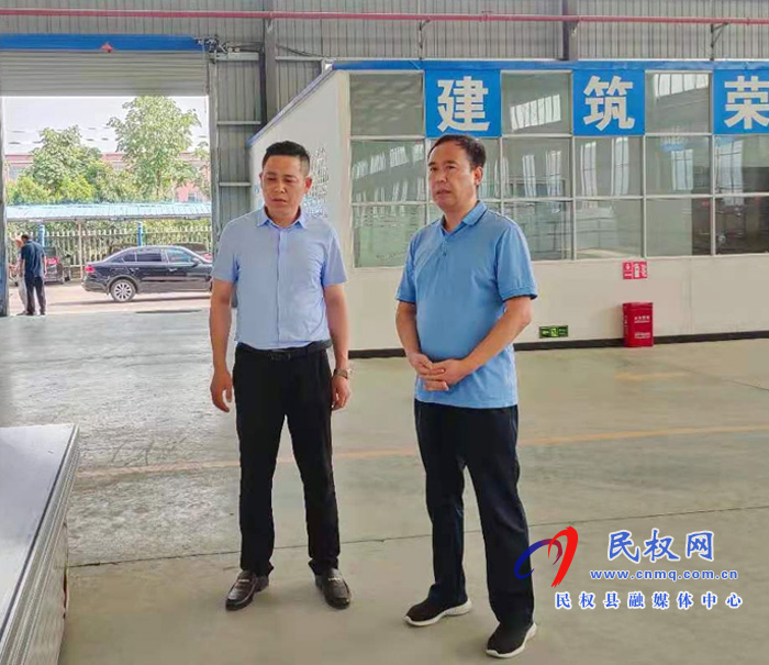 县统计局深入联系服务企业开展“万人助万企”活动 县统计局深入联系服务企业开展“万人助万企”活动