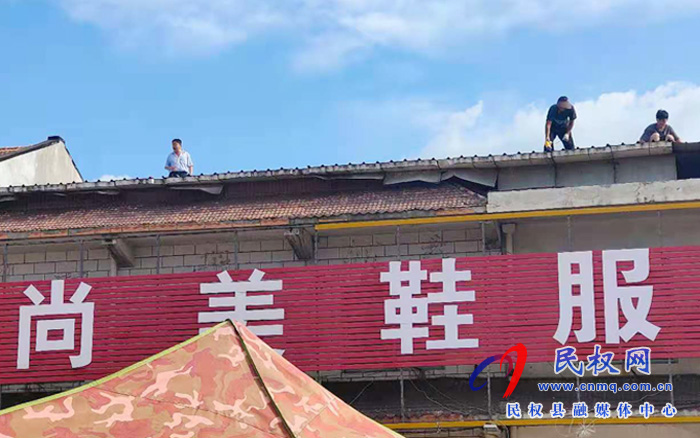 野岗镇:为群众呵护平安向领导交满意答卷 野岗镇:为群众呵护平安向领导交满意答卷