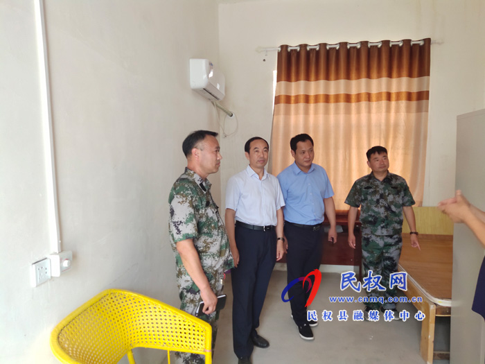 县领导韩德勇到白云寺镇敬老院检查工作 县领导韩德勇到白云寺镇敬老院检查工作