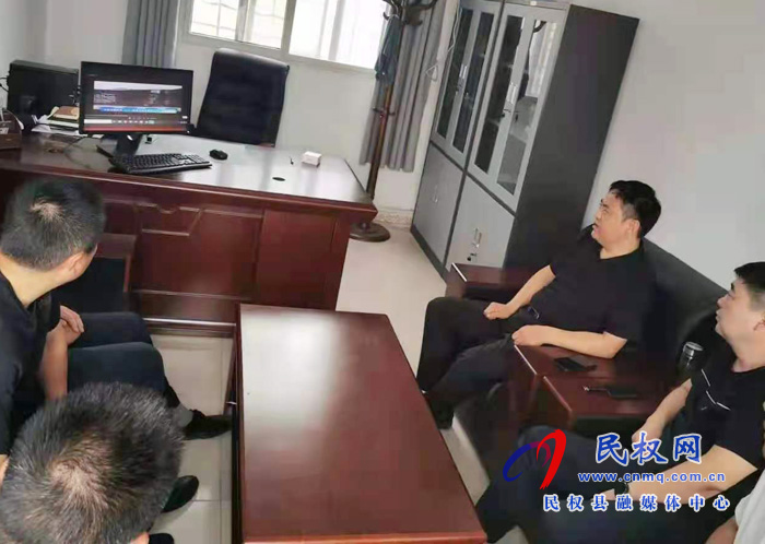 我县各乡镇(街道办)、县直各单位组织收听收看全县安全生产知识专题培训会 我县各乡镇(街道办)、县直各单位组织收听收看全县安全生产知识专题培训会