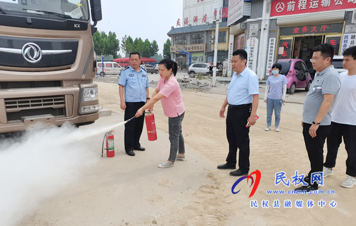 花园乡全力做好安全生产和“九小”场所治理工作 花园乡全力做好安全生产和“九小”场所治理工作