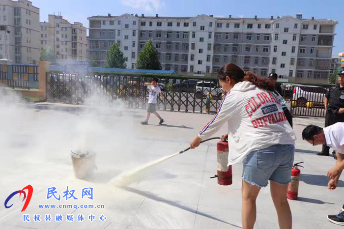 民权县幼儿园组织开展全园教职工 消防安全知识专题培训暨消防应急演练活动 民权县幼儿园组织开展全园教职工 消防安全知识专题培训暨消防应急演练活动
