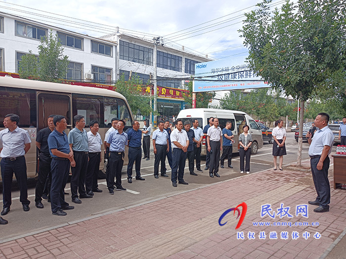 我县举行安全生产现场观摩会 我县举行安全生产现场观摩会