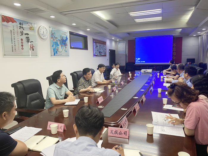县委书记、县长张团结会见福田汽车党委常委、副总经理杨国涛 县委书记、县长张团结会见福田汽车党委常委、副总经理杨国涛