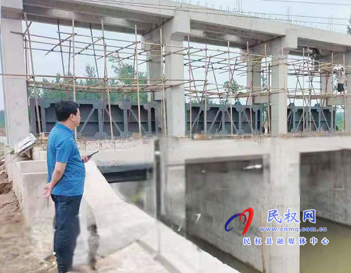龙塘镇:扎实做好防汛巡河工作 龙塘镇:扎实做好防汛巡河工作