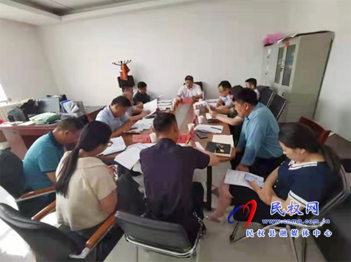 县金融服务中心召开全县保险工作推进会 县金融服务中心召开全县保险工作推进会