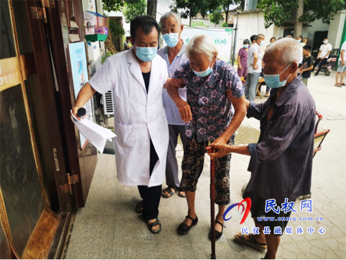 龙塘镇:三个全力以赴有序做好战“疫”工作 龙塘镇:三个全力以赴有序做好战“疫”工作