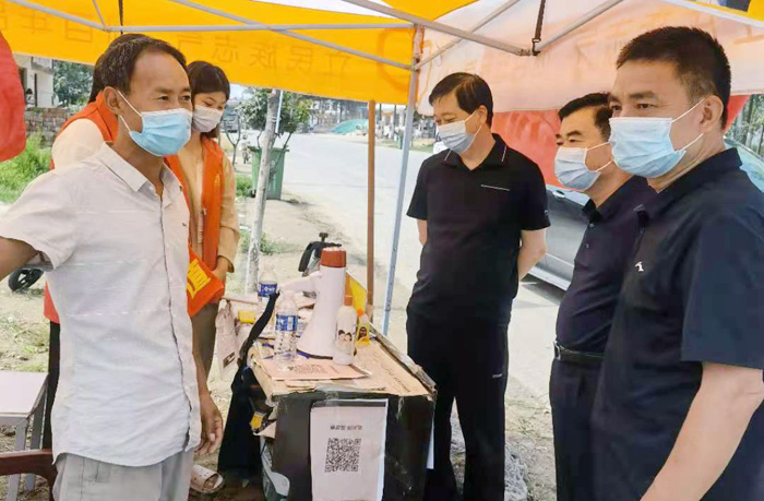 县委常委、统战部长赵通到北关督导疫情防控工作 县委常委、统战部长赵通到北关督导疫情防控工作