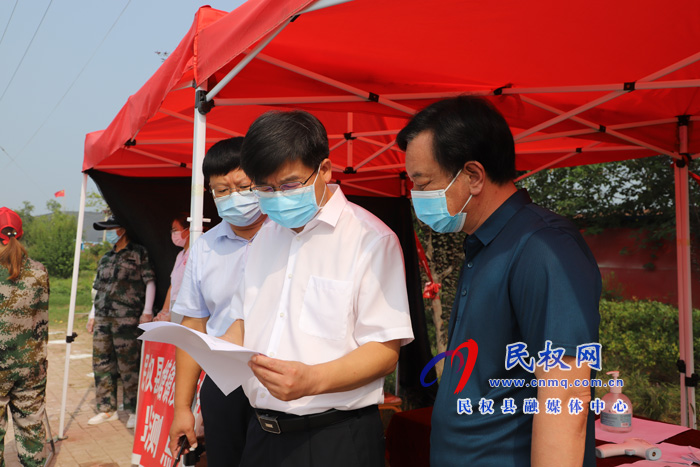 县委书记张团结调研督导疫情防控工作 县委书记张团结调研督导疫情防控工作