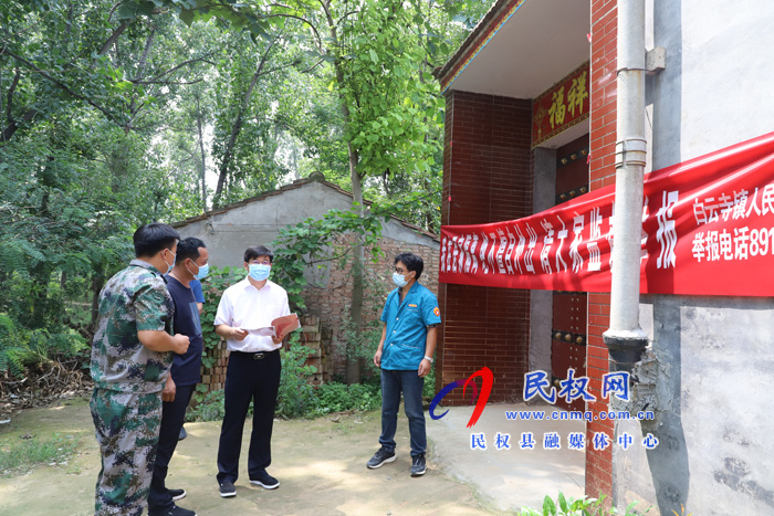 县委书记张团结调研督导疫情防控工作 县委书记张团结调研督导疫情防控工作