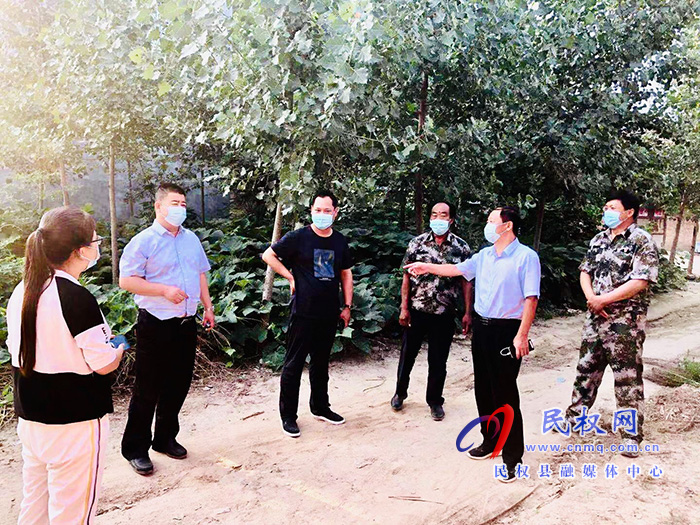 副县长张士彬、县工会主席瞿志君到白云寺镇督导疫情防控工作 副县长张士彬、县工会主席瞿志君到白云寺镇督导疫情防控工作