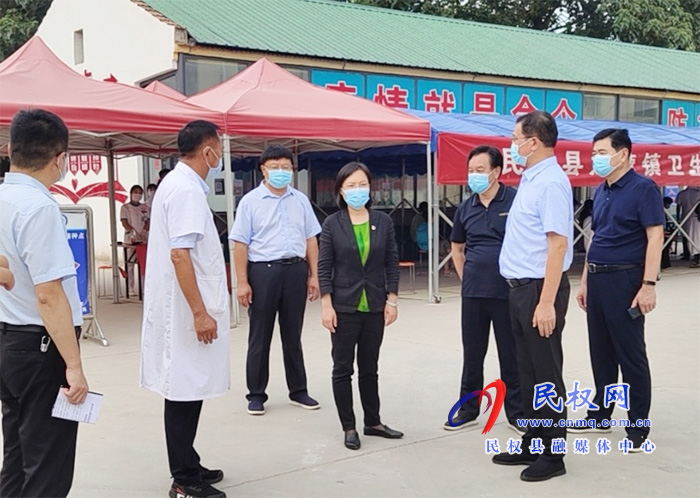 县委副书记、代县长王静娴到龙塘镇调研疫苗接种工作 县委副书记、代县长王静娴到龙塘镇调研疫苗接种工作