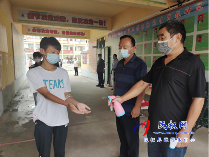 双塔镇:多举措全力做好12--17周岁疫苗接种工作 双塔镇:多举措全力做好12--17周岁疫苗接种工作