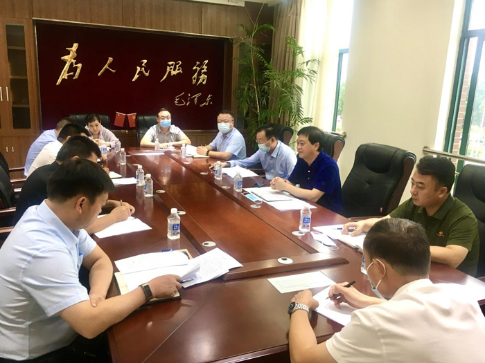 我县“万人助万企”活动办公室召开工作例会 我县“万人助万企”活动办公室召开工作例会