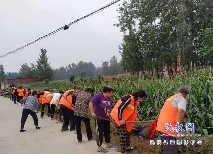 林七乡积极开展人居环境卫生整治行动 林七乡积极开展人居环境卫生整治行动