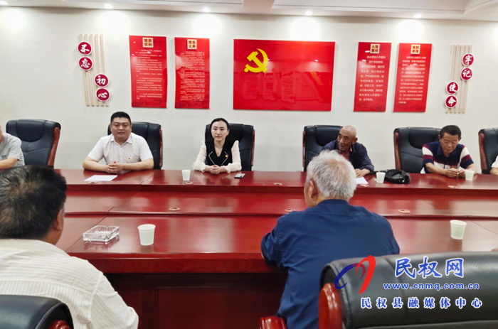 王庄寨镇:召开“迎国庆 庆中秋”老干部座谈会 王庄寨镇:召开“迎国庆 庆中秋”老干部座谈会