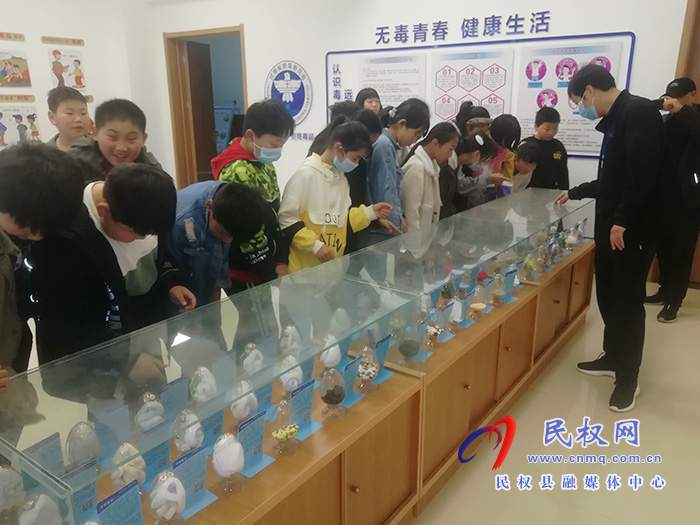 县民族学校建立禁毒教育基地