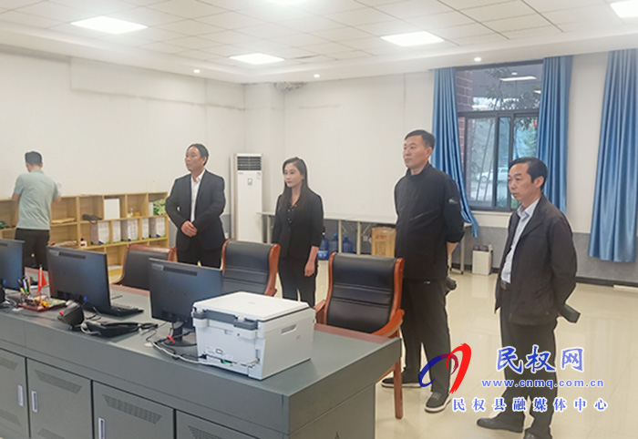 副县长朱琳检查指导公开招聘事业单位工作人员笔试考务准备情况 副县长朱琳检查指导公开招聘事业单位工作人员笔试考务准备情况