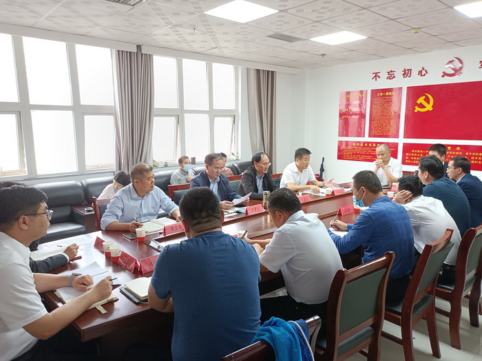 我县召开金融工作座谈会 我县召开金融工作座谈会
