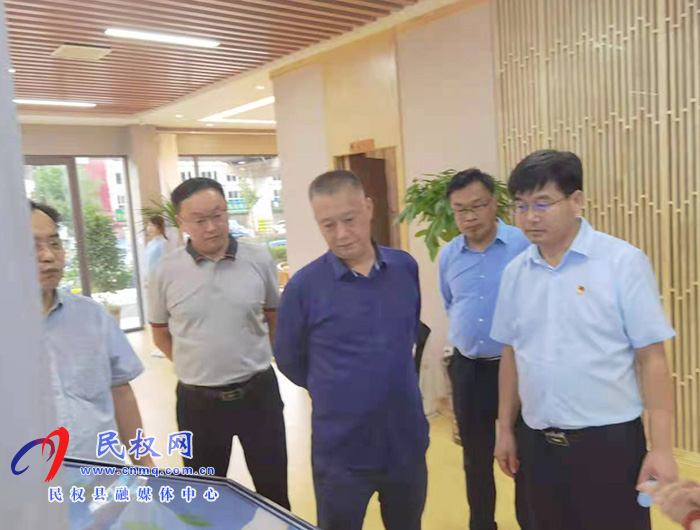 县委书记张团结带队赴河南机电职业学院参观考察 县委书记张团结带队赴河南机电职业学院参观考察