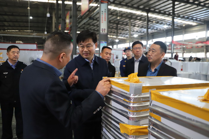县委书记张团结到我县部分企业调研安全生产和项目建设工作情况