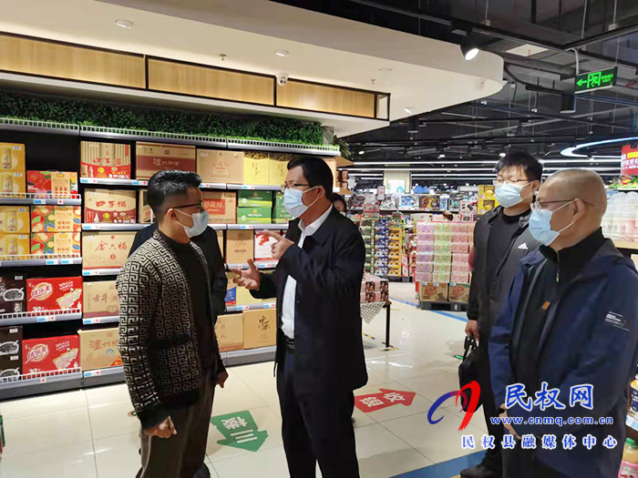 县委常委、统战部长李君到联华超市开展“万人助万企”活动
