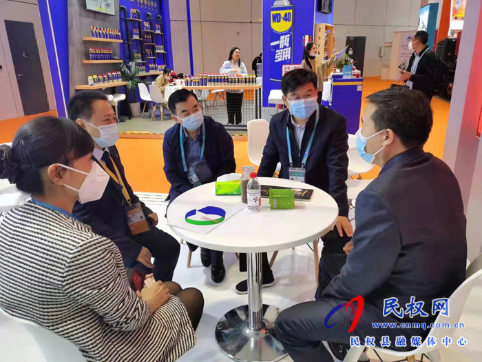 县委书记张团结在上海开展招商考察活动