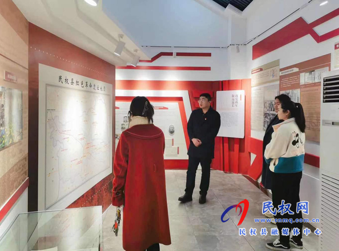 团县委组织参观红色教育基地“秣坡村”