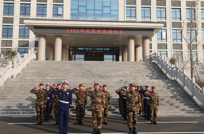 民权县驻军单位联合开展新年升国旗仪式 民权县驻军单位联合开展新年升国旗仪式