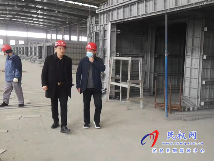 县统计局开展“企业服务日”活动