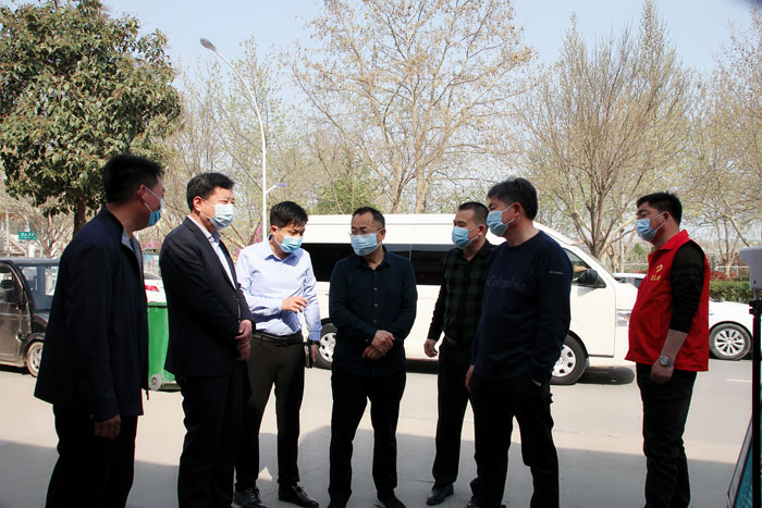县政协主席周明河到绿洲街道办事处检查指导疫情防控工作